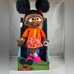Sesame Street Love My Hair Gabrielle Plush Talking toddler toy. New in box